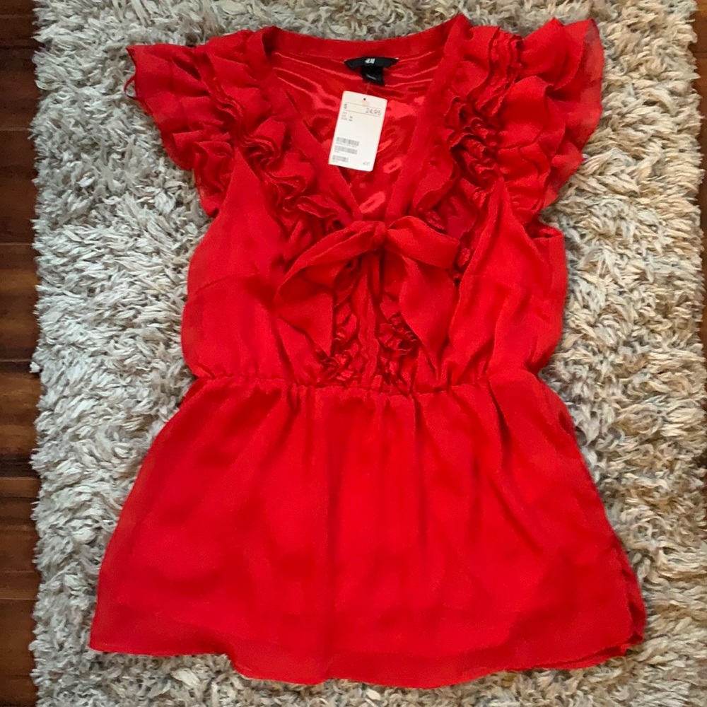 H&M red flutter sleeve top sz 14 NWT’s!